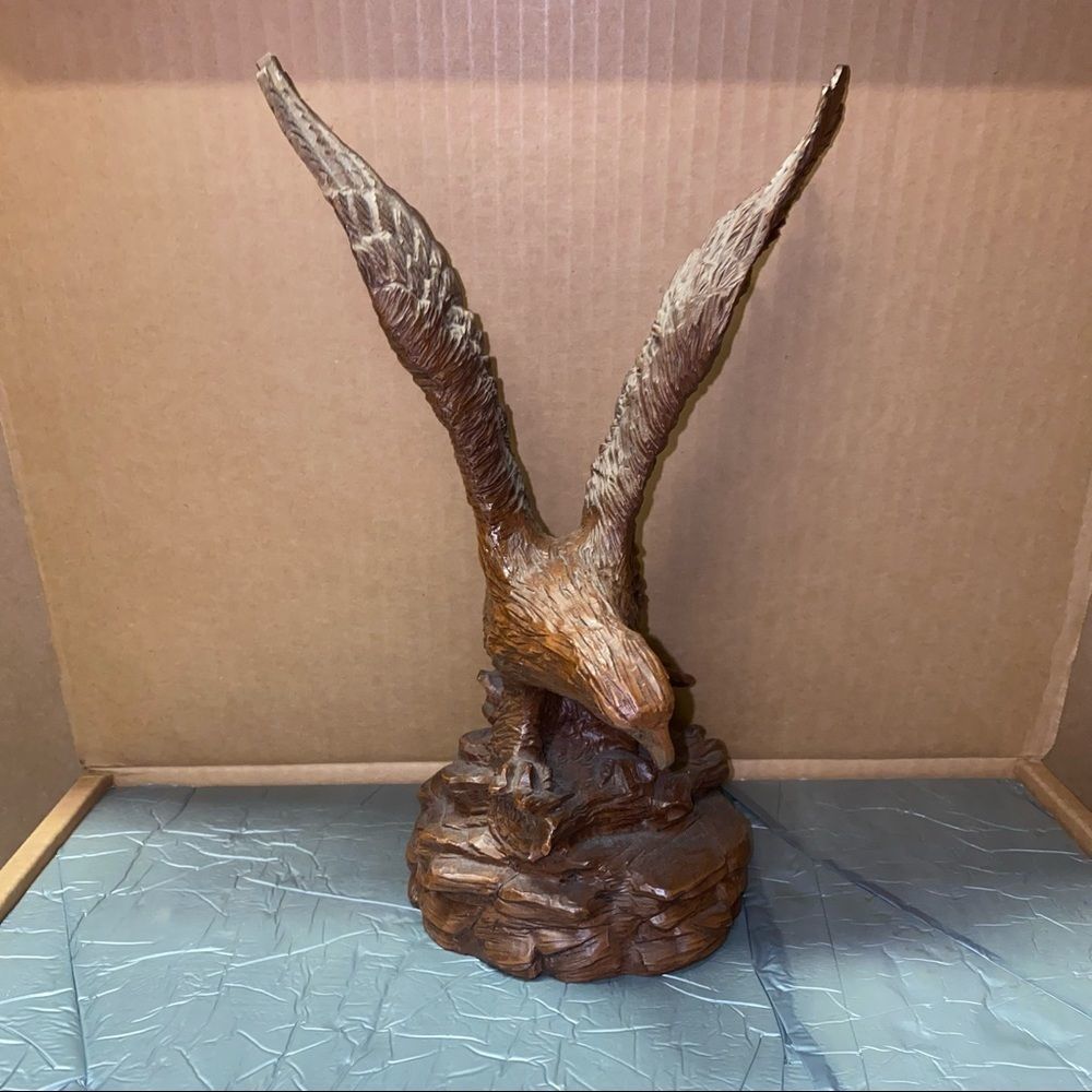 Red Mill mfg vtg wood eagle statue